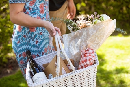 Audrey Wilkinson Winery Premium Picnic Among the Vines - Agnew Wines