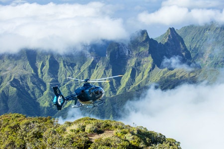 Island of Tahiti Scenic Helicopter Flights © Grégoire Le Bacon Tahiti Nui Helicopters