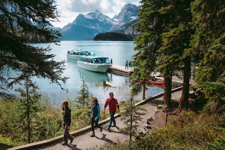 Maligne Lake Boat Cruise. Photo Credit: Pursuit Collection - Mike Seehagel