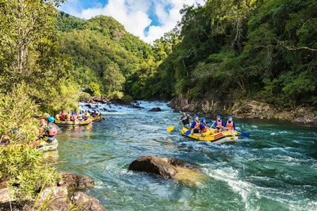 Full Day Tully Rafting - Raging Thunder Adventures