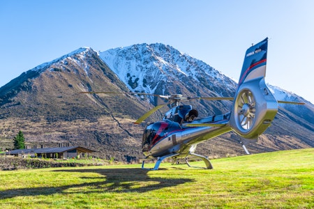 GCH Aviation lunch at Sugarloaf Restaurant, Flockhill by helicopter