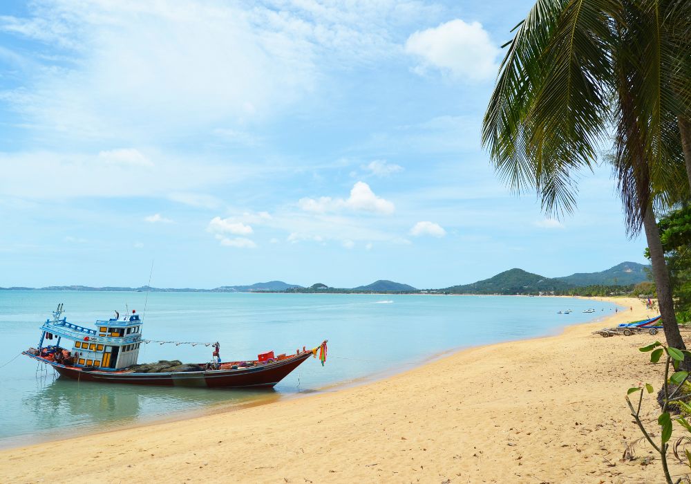 Mae Nam Beach, Thailand