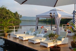 Sunbeds at 4 Rivers Floating Lodge