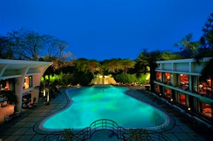 Indian Summers with Luxury Oberoi Hotels image 3