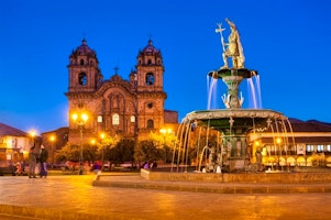 Iconic Peru and Easter Island image 3