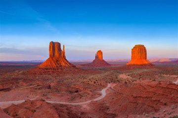 Lake Powell - Monument Valley (131 miles)