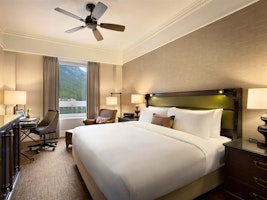 Fairmont Gold Mountain View Room