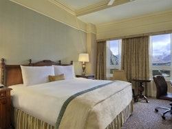 Fairmont Mountain View Room