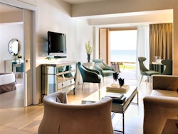 One & Two Bedroom Family Suite Beach Front