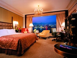 Deluxe Harbour View Rooms