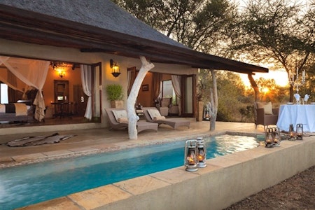 Honeymoon Suites