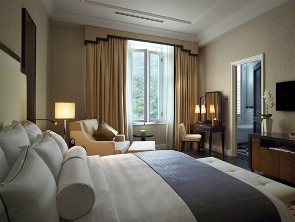 Majestic Wing Governor Suite