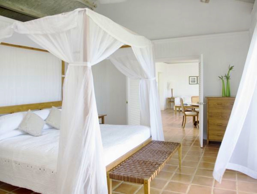 One Bedroom Como Suite