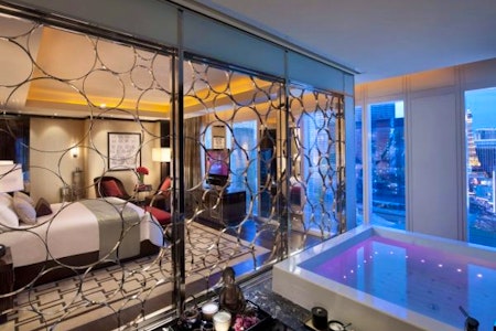 Mandarin Suite