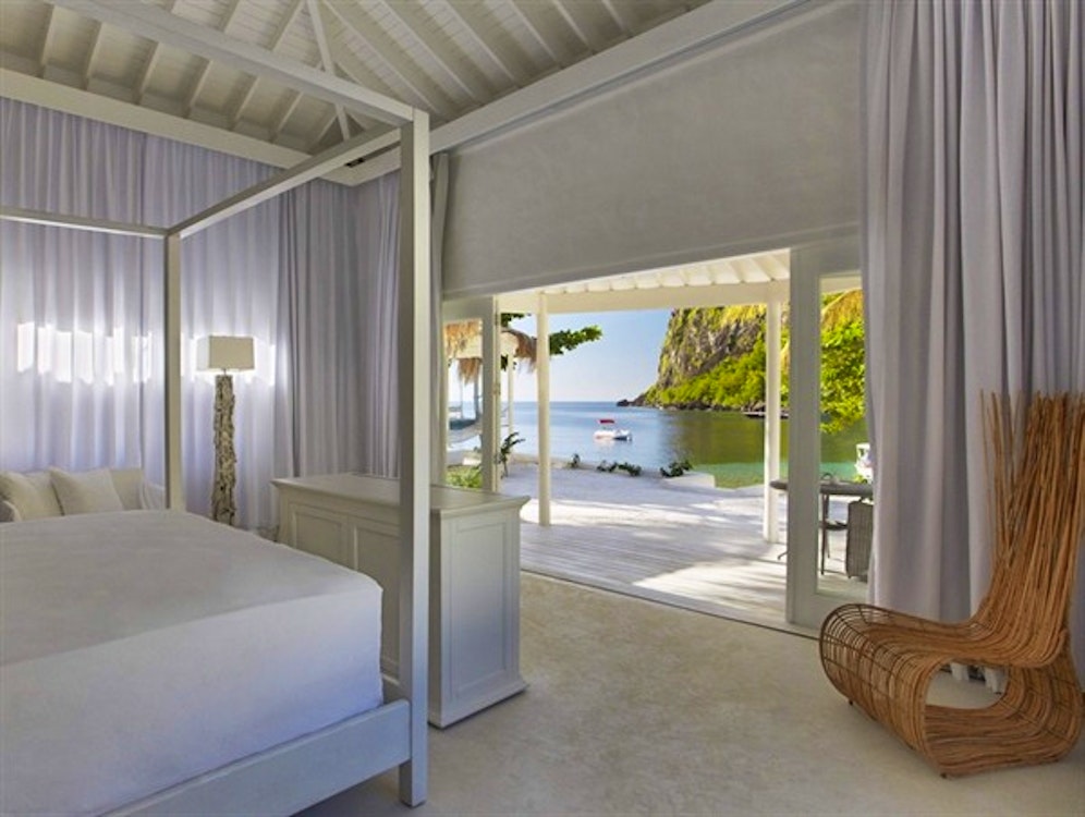 Luxury Beach Front Bungalow 