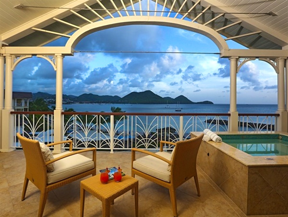 Three Bedroom Grand Villa Suite - Marina View