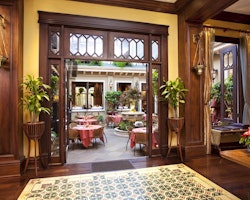 Restaurant Entrance