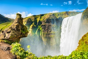 Iceland’s Northern Lights and Volcanoes Highlights image 1