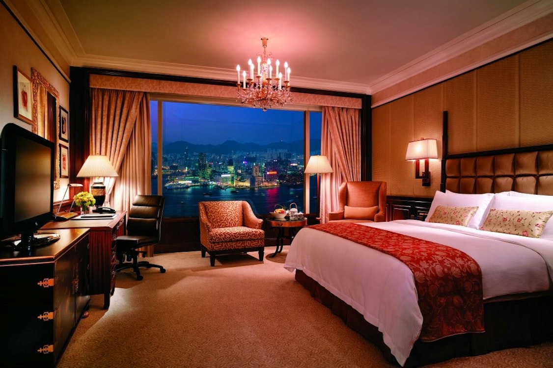 Horizon Harbour View Room at Island Shangri La, Hong Kong