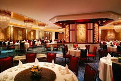 Summer Palace Main Dinning at Island Shangri La, Hong Kong