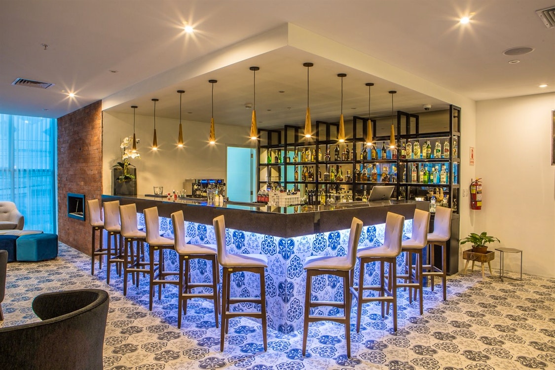 Bar Area at Jose Antonio Deluxe