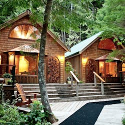 Nimmo Bay Resort
