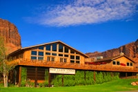 Red Cliffs Lodge