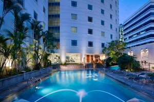 Rendezvous Hotel Singapore image 1