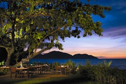 Pinang Bar at Shangri-La Rasa Sayang Resort and Spa