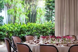 Summer Pavilion at The Ritz-Carlton, Millenia Singapore