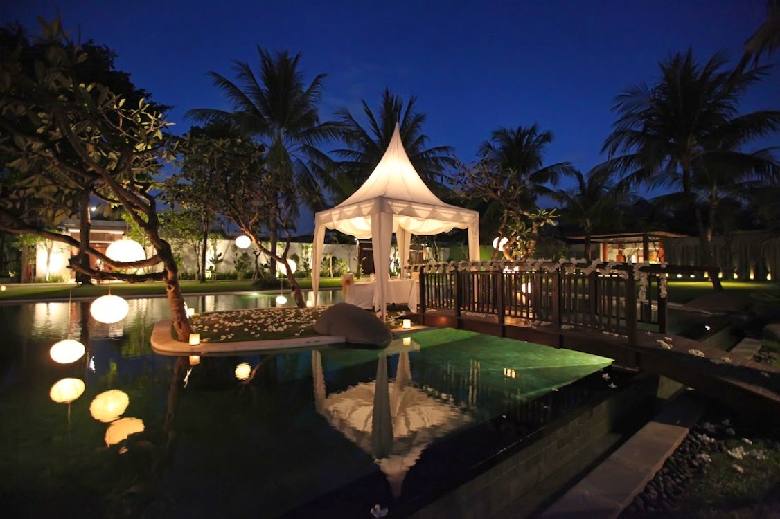 Private Romantic Dinner at The Samaya Seminyak