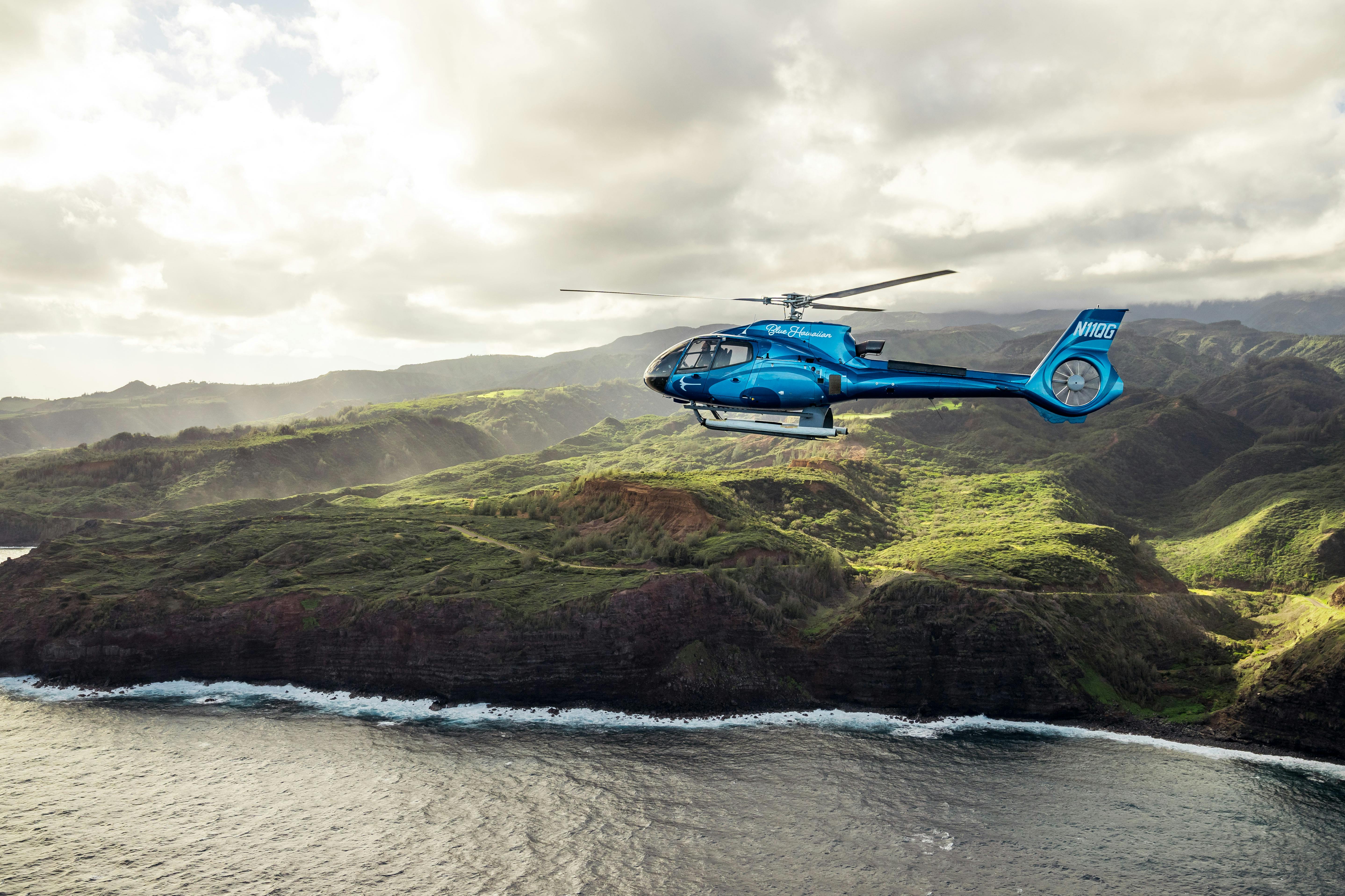 Waterfalls of West Maui and Molokai Helicopter Tour
