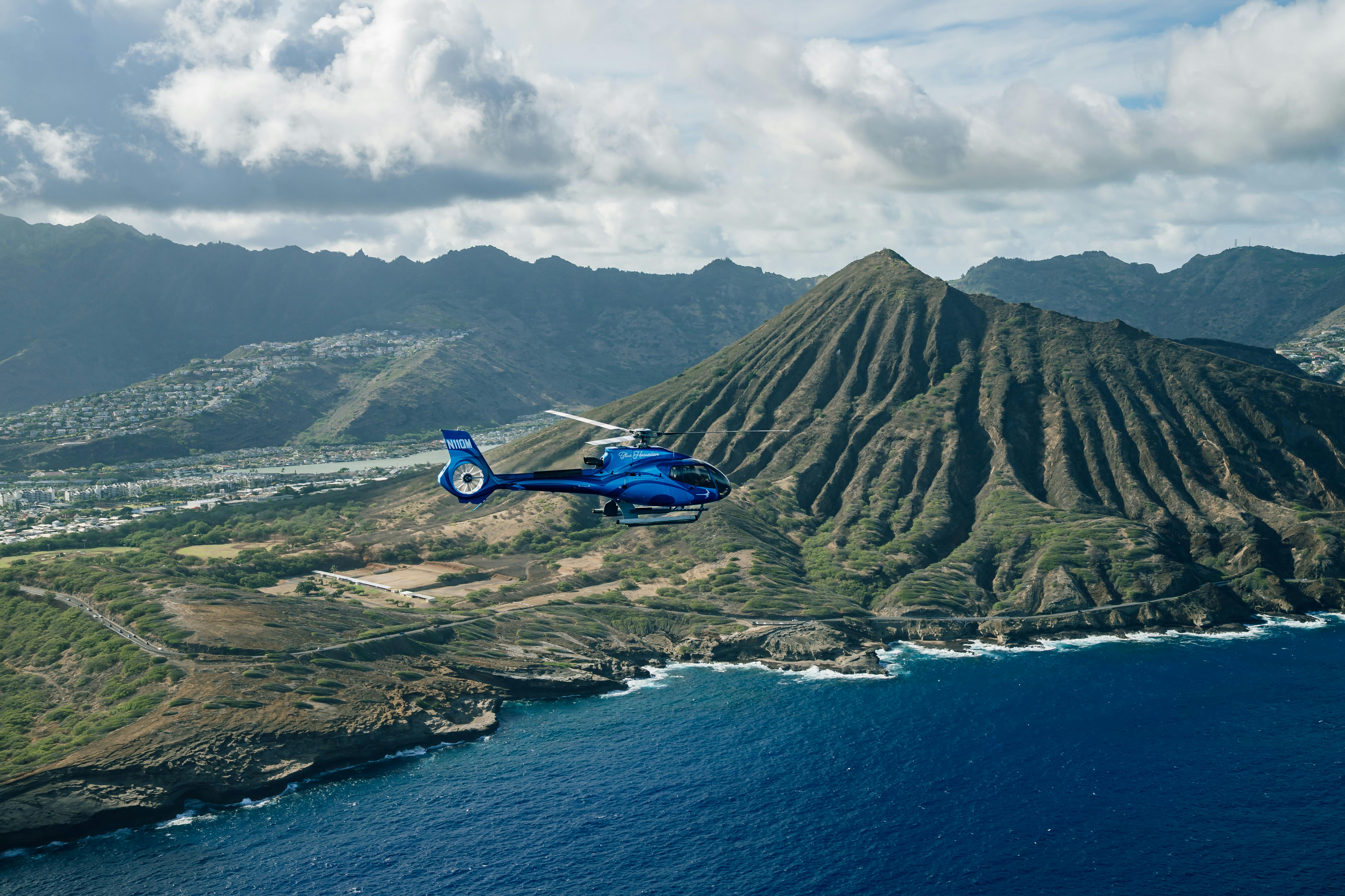 Blue Skies of Oahu Helicopter Tour