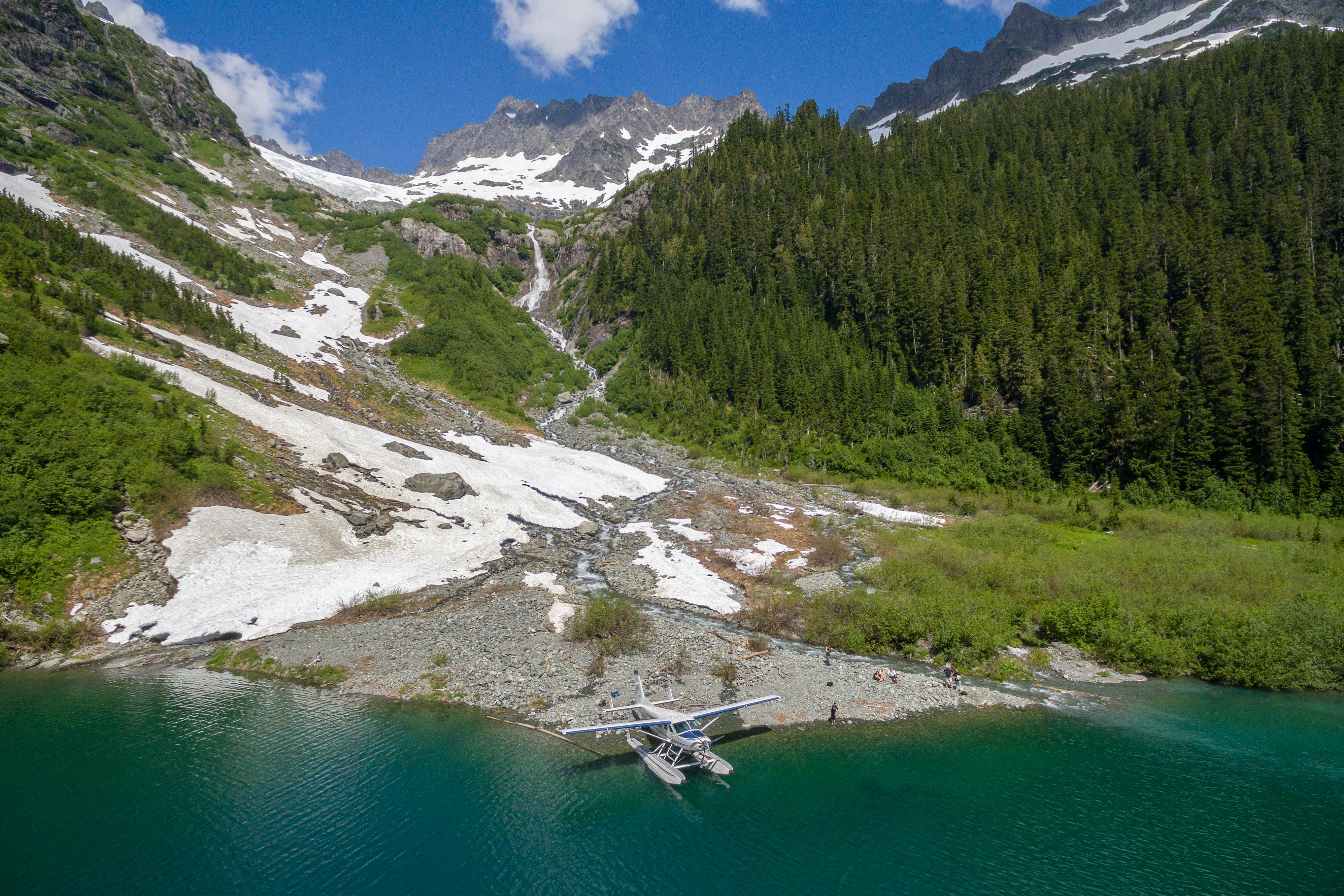 Seair: Glacier & Alpine Lake Adventure