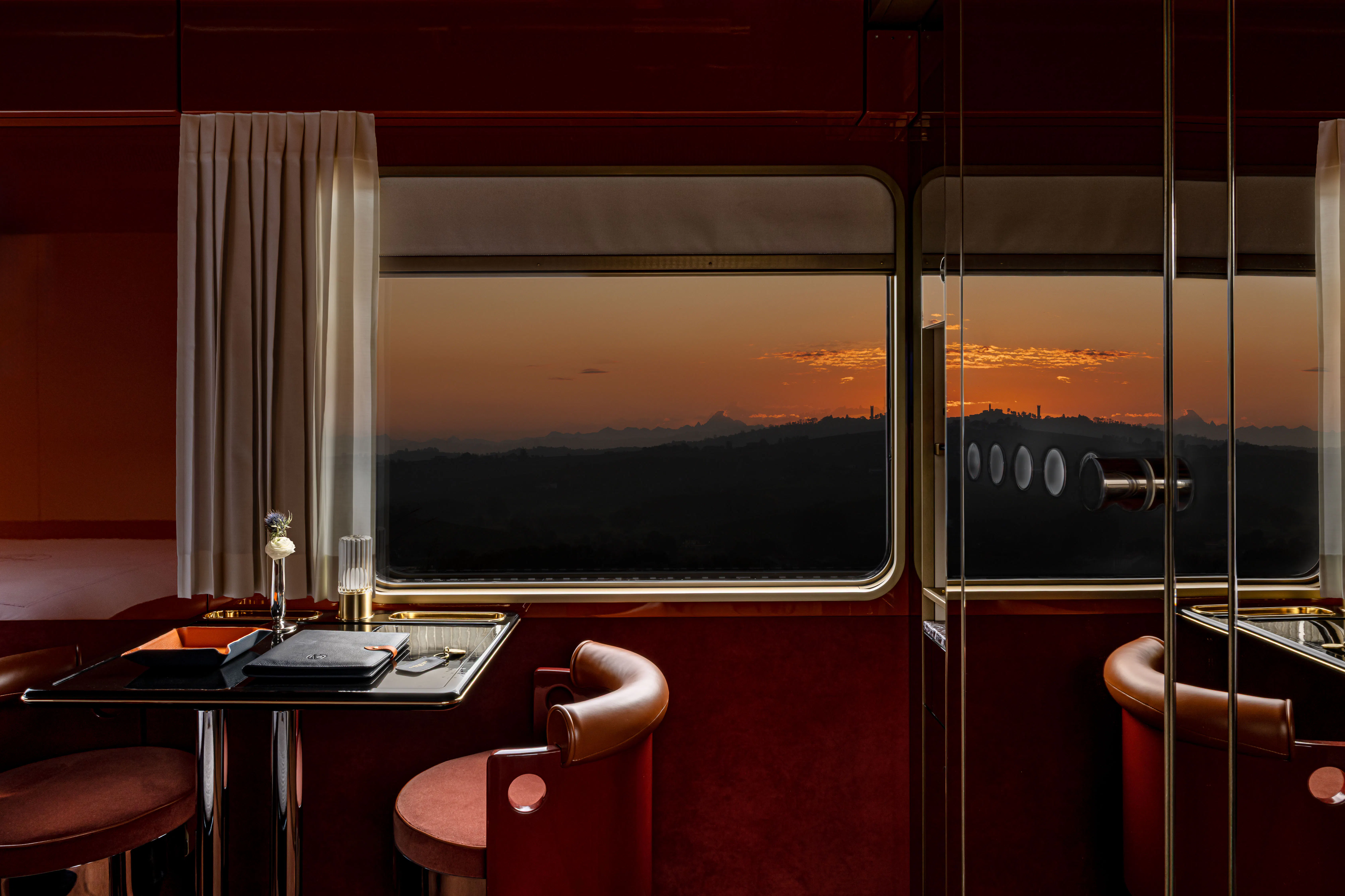 La Dolce Vita Orient Express Train view