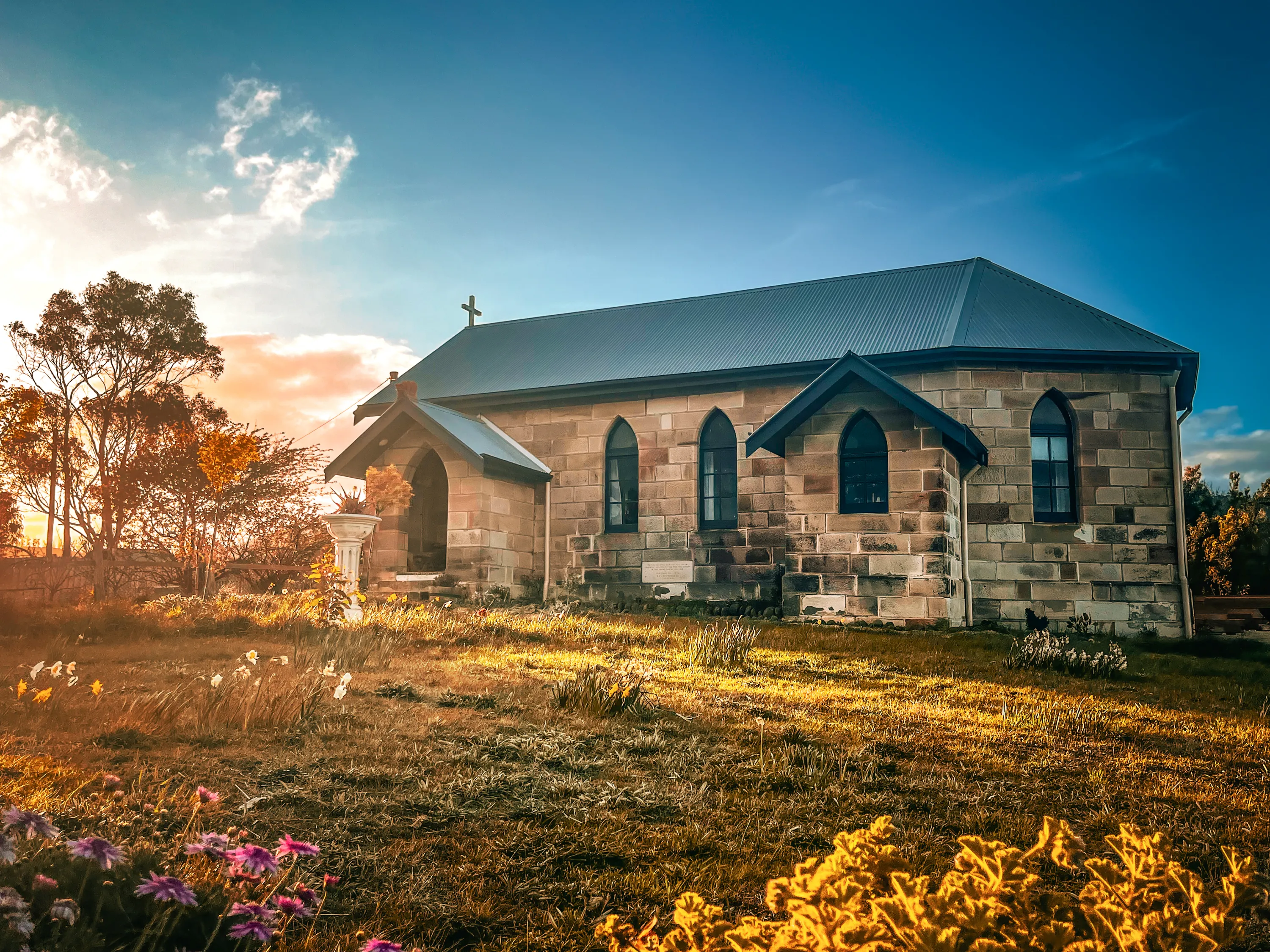 Down the Dirt Road: A Tasmanian Farm-to-Glass Journey