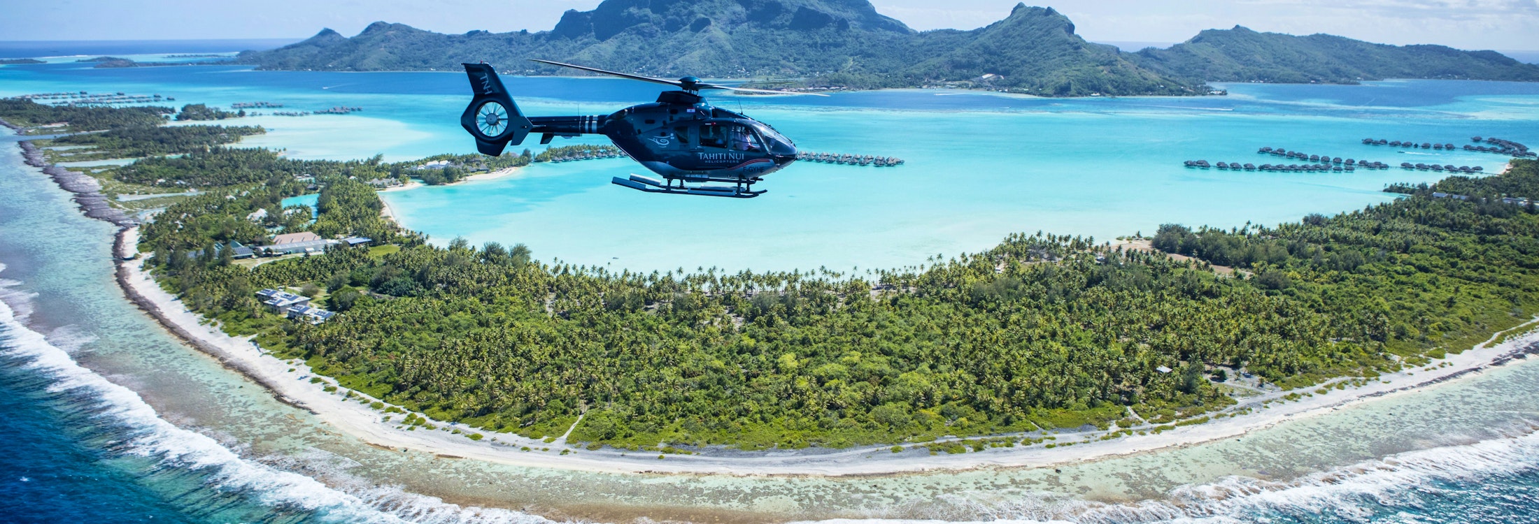 Bora Bora Scenic Helicopter Flights © Grégoire Le Bacon Tahiti Nui Helicopters