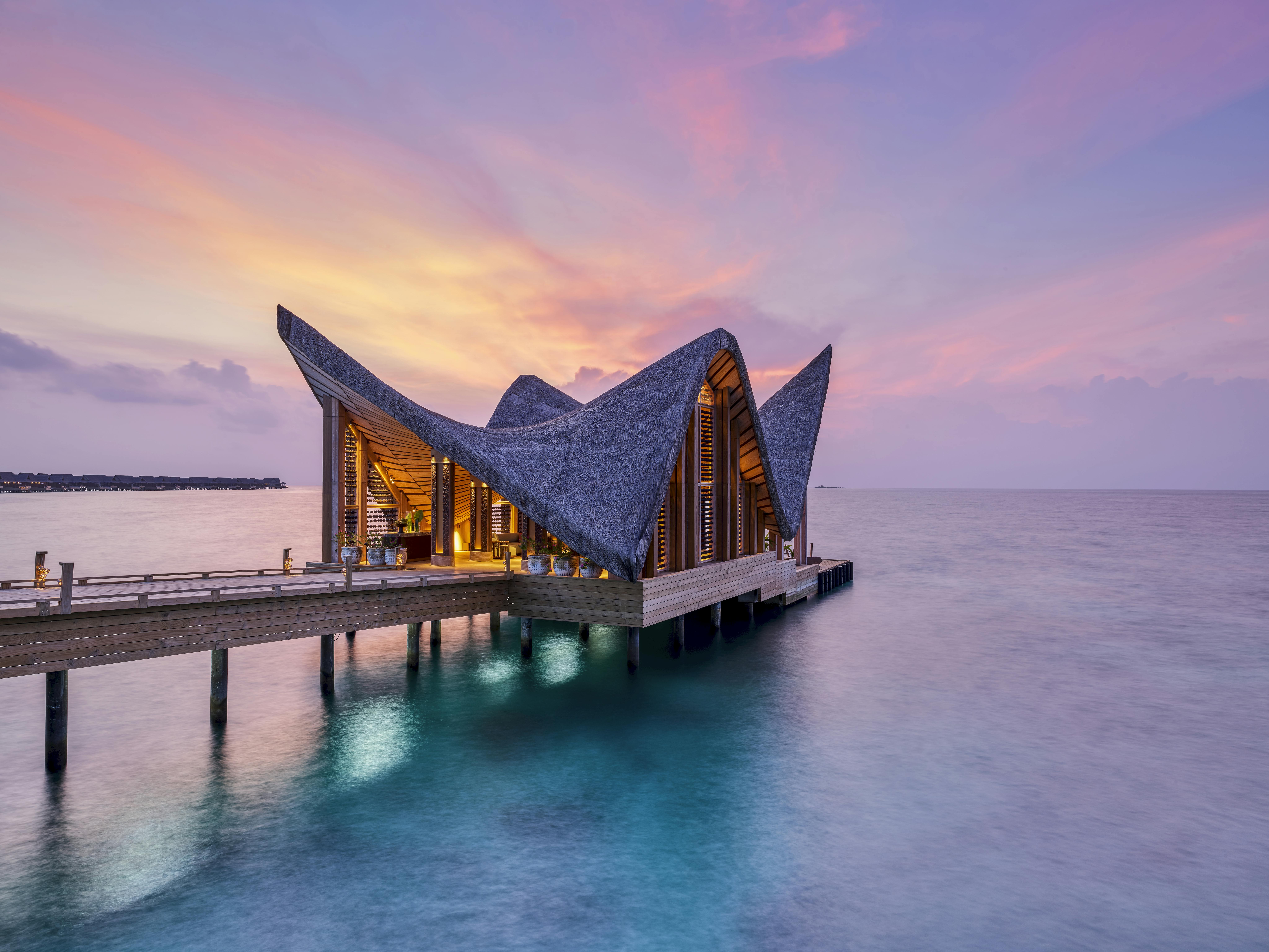 8 Irresistible Islands & Resorts in the Maldives for Couples