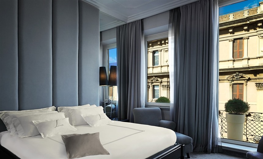 Leon's Place Hotel - Deluxe Room